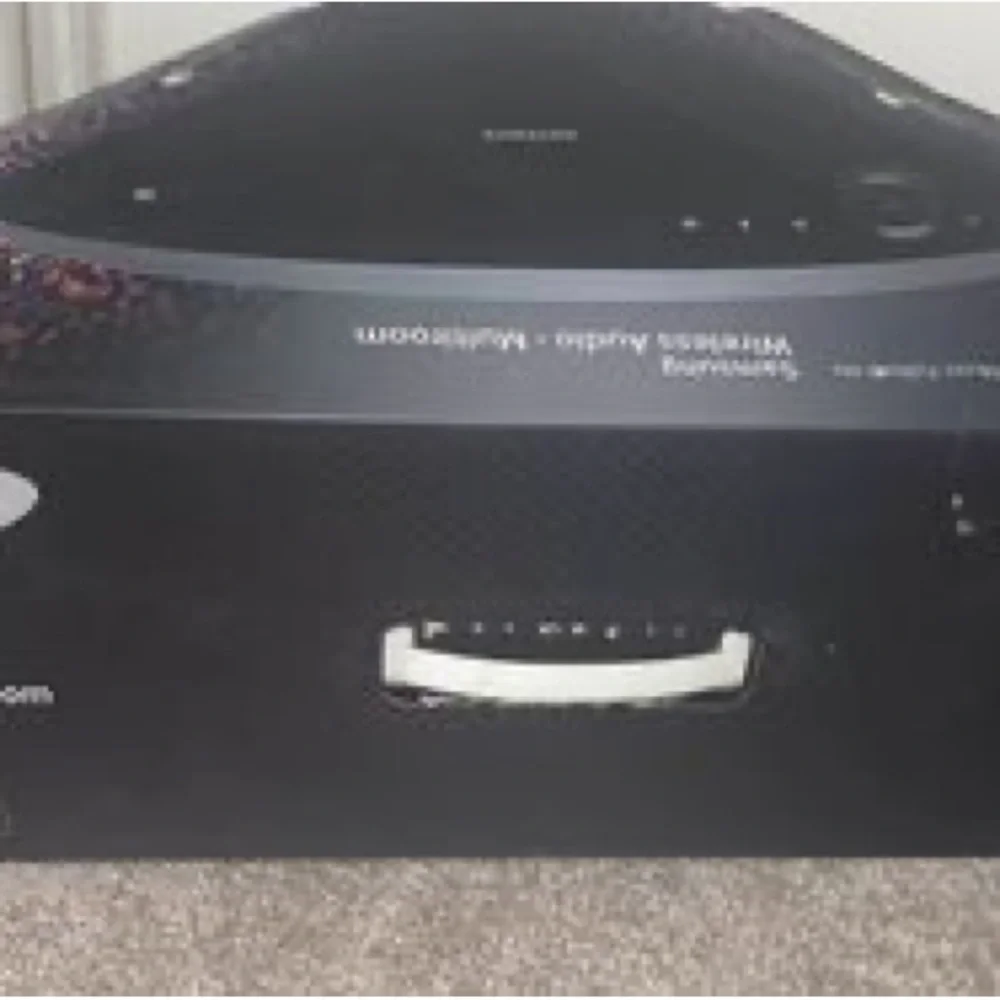 Samsuns wireless speaker brand new
